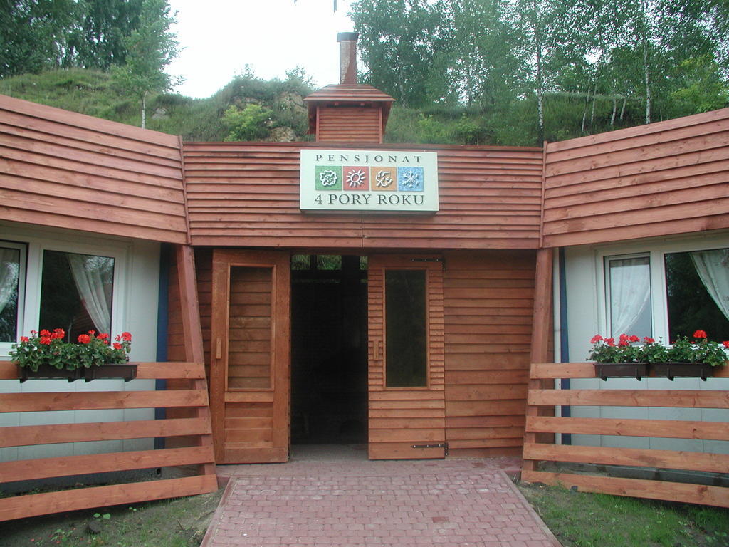 Pensjonat Cztery Pory Roku Tarnowskie Gory Exterior photo